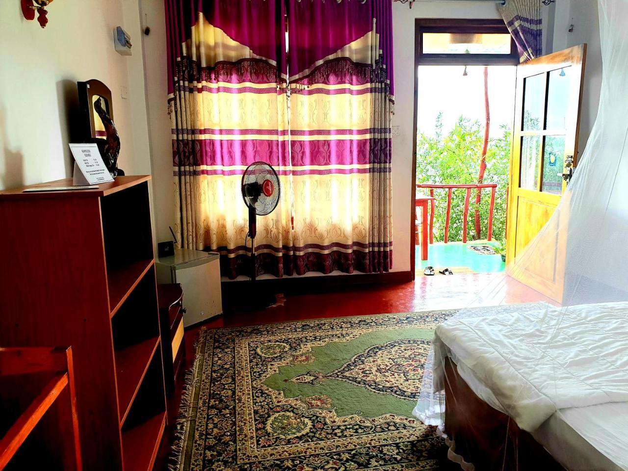 Bed and Breakfast Adannz Ella Esterno foto